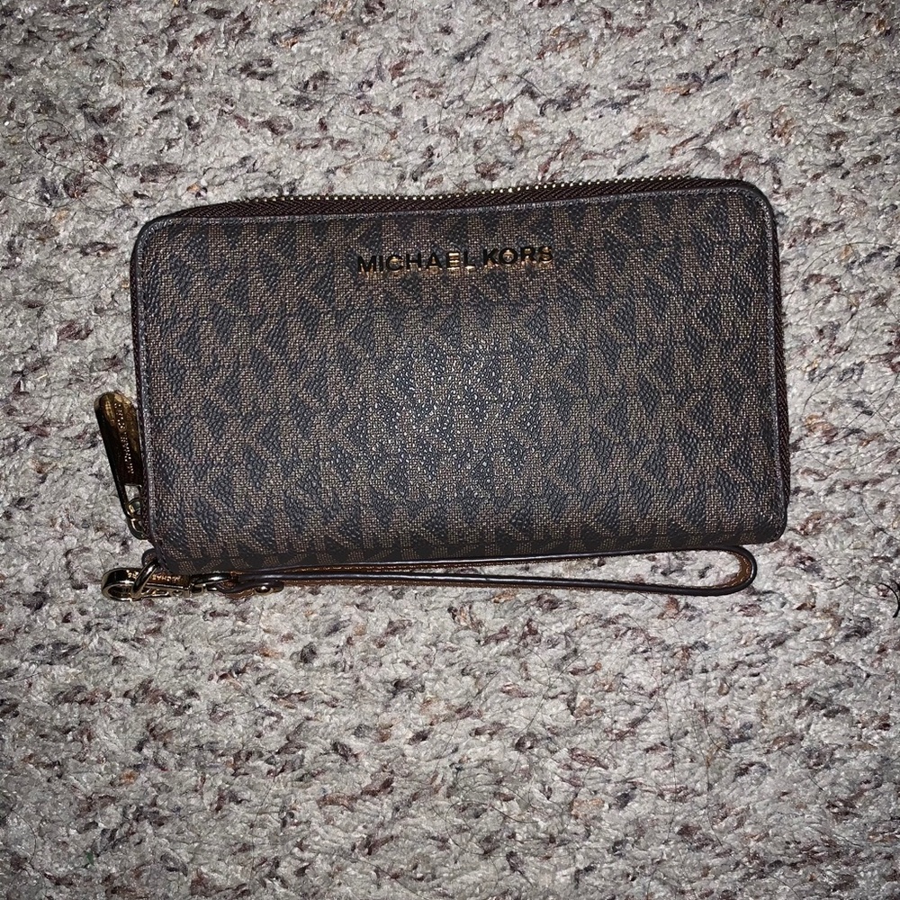 MK Wristlet Wallet